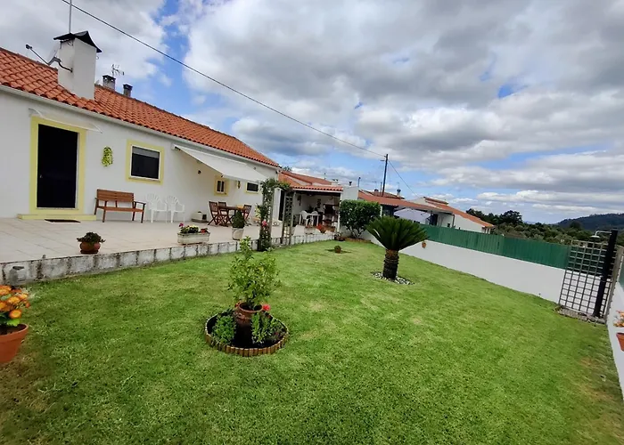 A Casinha Hébergement de vacances Cerejeiras